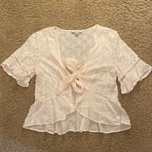 American Eagle cream tie front top - Picture 7 of 8